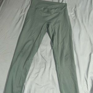 Green leggings that I think are from Amazon